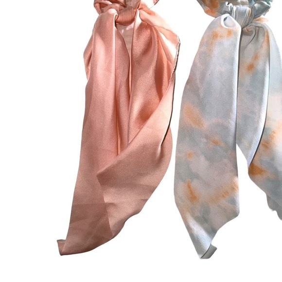 Bundle of 3 pony tail scarf scrunchies.‎ NWOT. - Picture 2 of 4